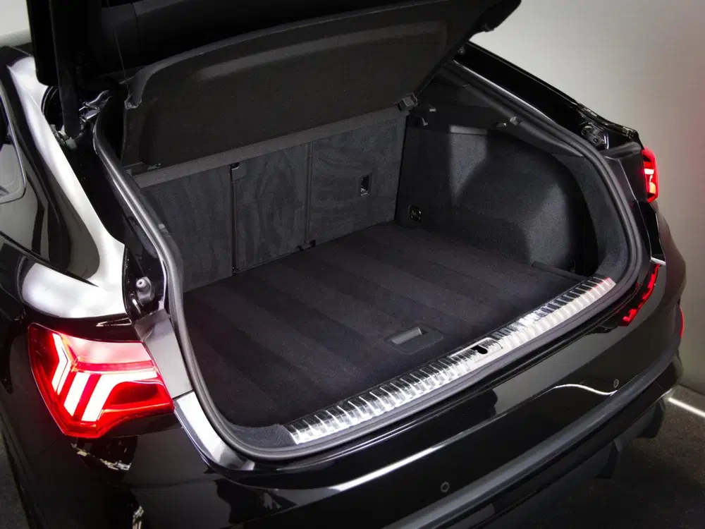 Audi Q3 35 TFSI S-Line Edition Competition (APPLE uit 2020, foto 9