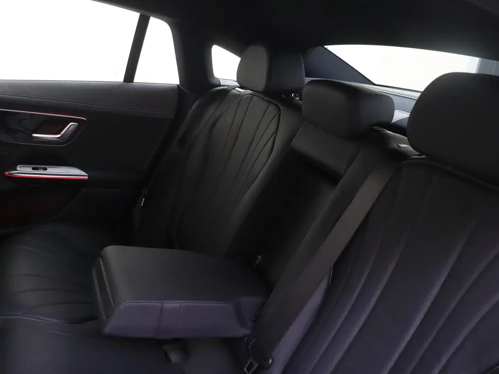 Mercedes-Benz EQE 300 Business Line 89 kWh uit 2023, foto 16