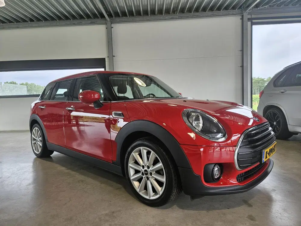 Mini Clubman 1.5 Cooper Business Edition Navigatie uit 2021, foto 2