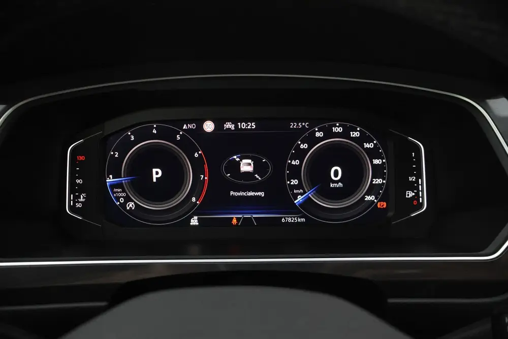 Volkswagen Tiguan Allspace 1.5 TSI Dsg COMFORTLINE Executive uit 2022, foto 16