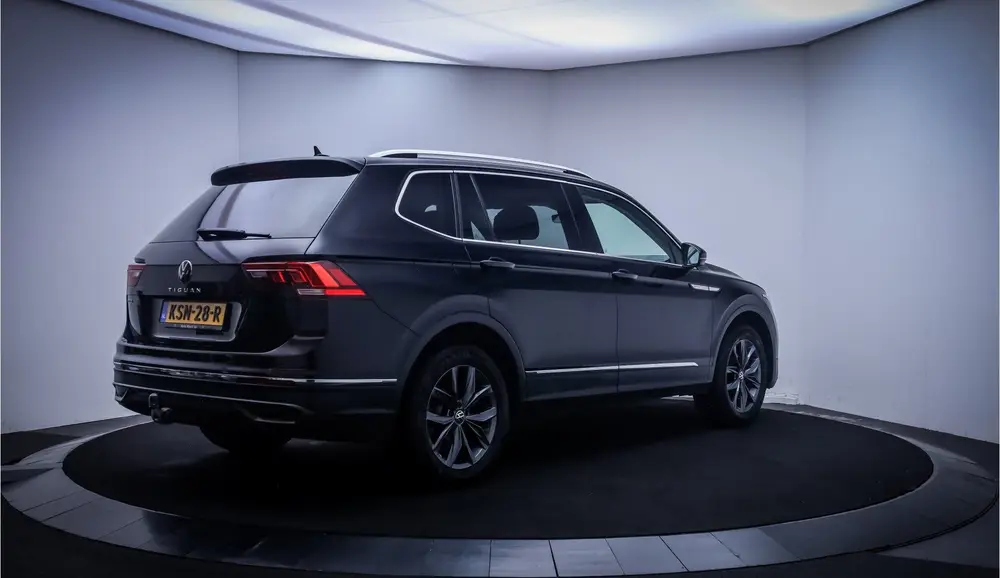 Volkswagen Tiguan Allspace 1.5 TSI Dsg COMFORTLINE Executive uit 2022, foto 5