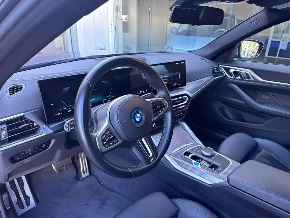 BMW i4 M50 High Executive 84 kWh uit 2023, foto 4