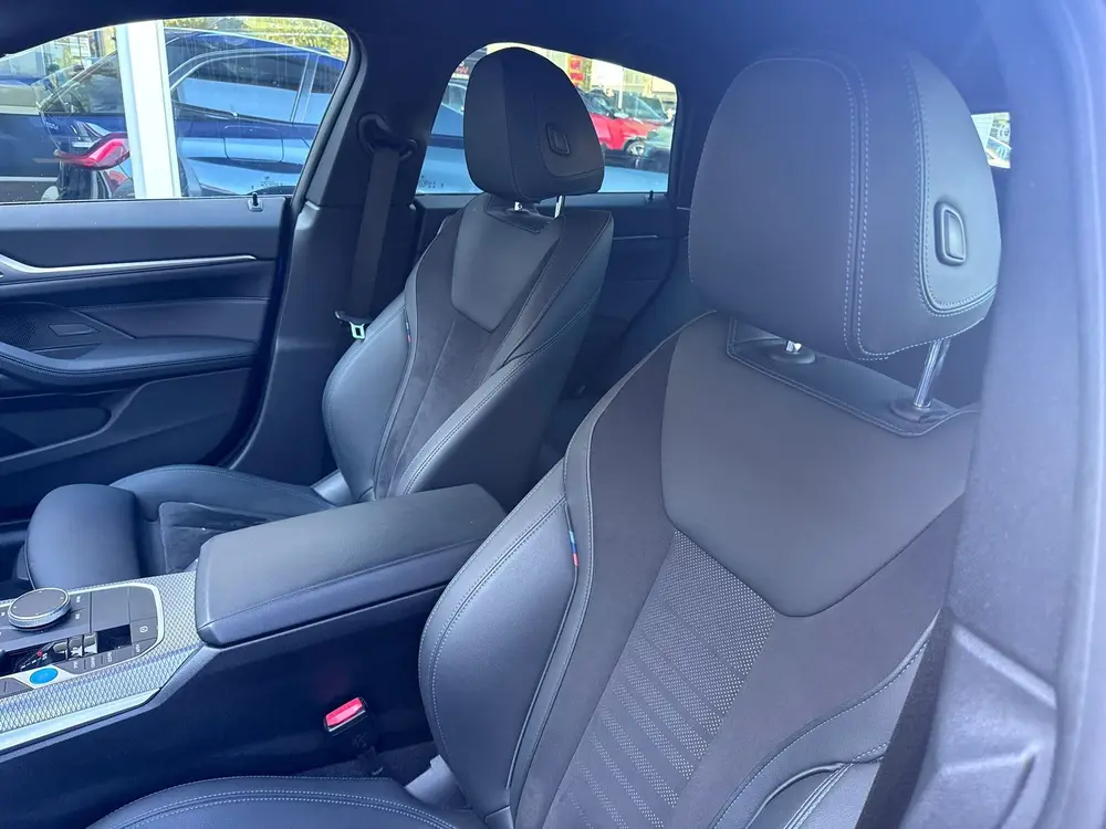 BMW i4 M50 High Executive 84 kWh uit 2023, foto 5