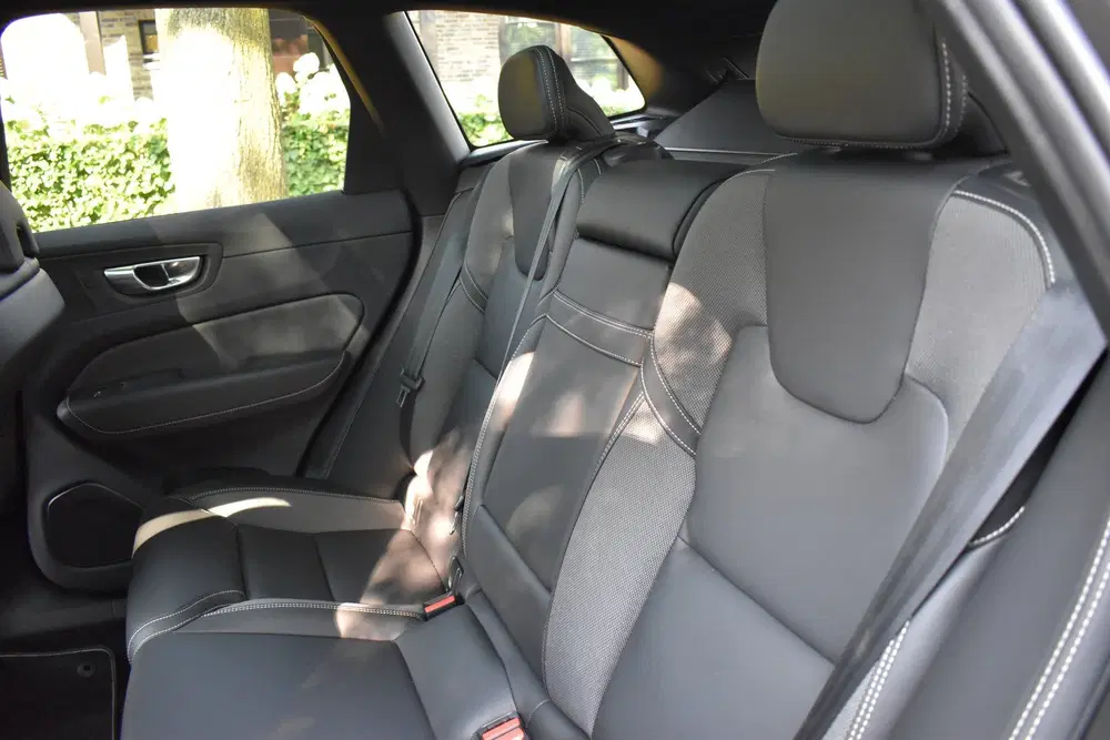 Volvo XC60 2.0 B4 R-Design 197PK PANO NIEUWSTAAT (bj uit 2021, foto 12