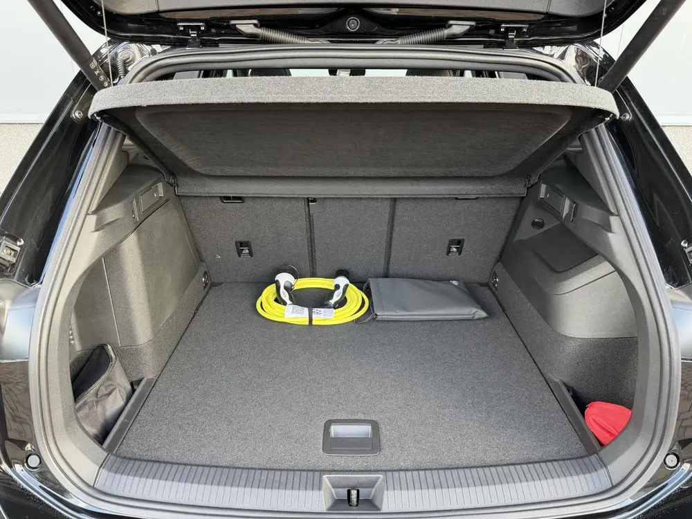 Volkswagen Tiguan 1.5 eHybrid R-Line Edition PANO | TREKHAAK uit 2025, foto 16