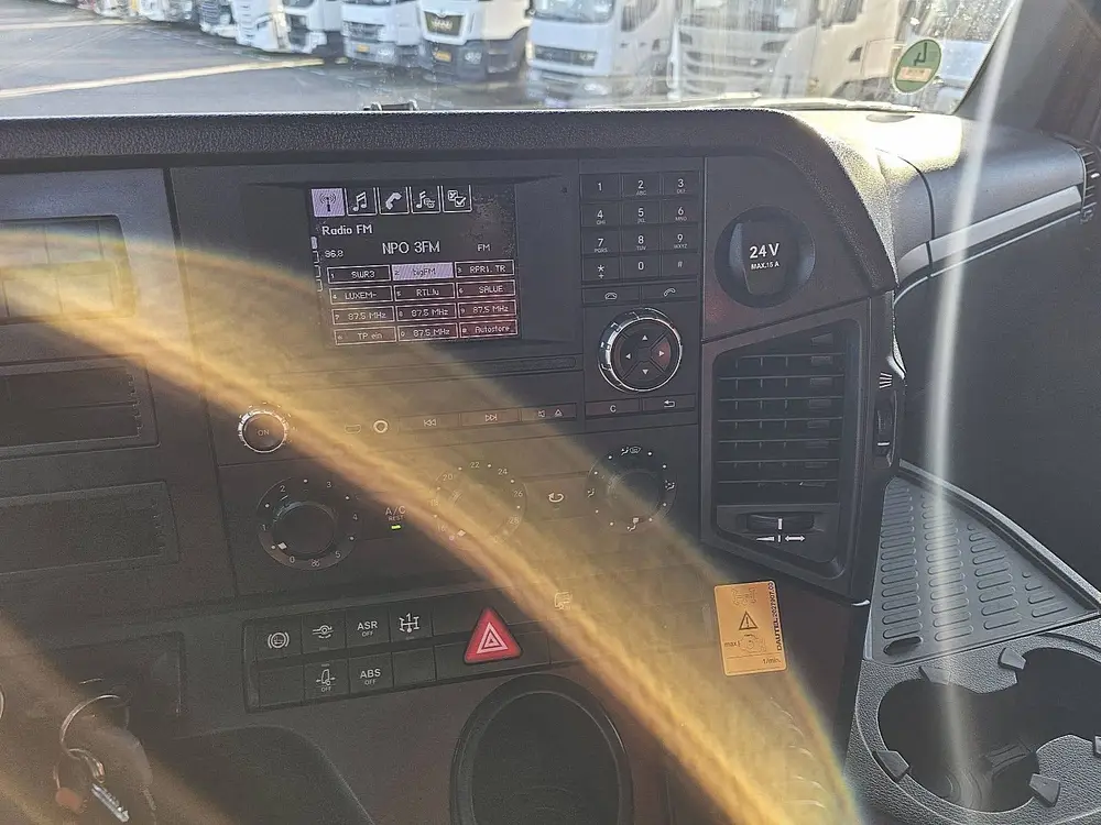 Mercedes-Benz Actros 2645 6x4 retarder 151tkm uit 2019, foto 13