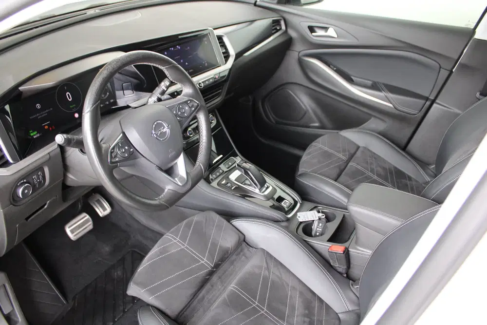 Opel Grandland 1.6 Turbo Plug-In Hybrid GS uit 2023, foto 17