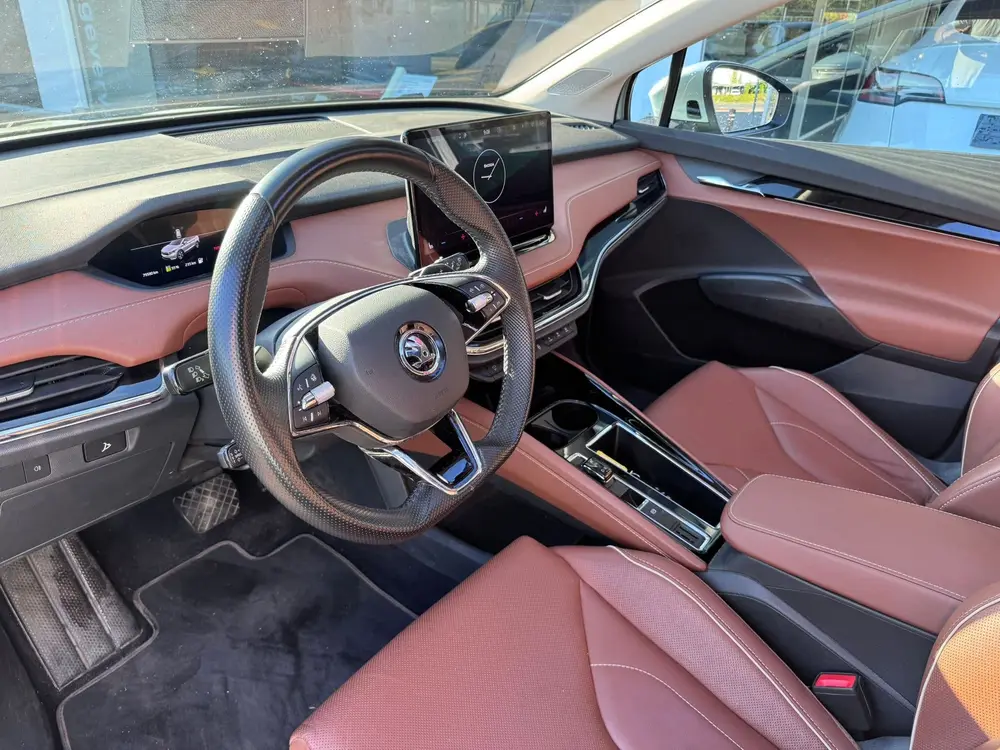 Skoda Enyaq 80 Sportline uit 2022, foto 6
