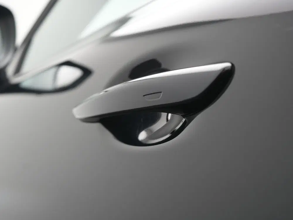 Mazda MX-30 e-SkyActiv R-EV 170 Makoto PHEV 170pk uit 2023, foto 20