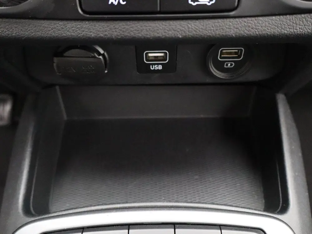 Hyundai i10 1.0 uit 2022, foto 8