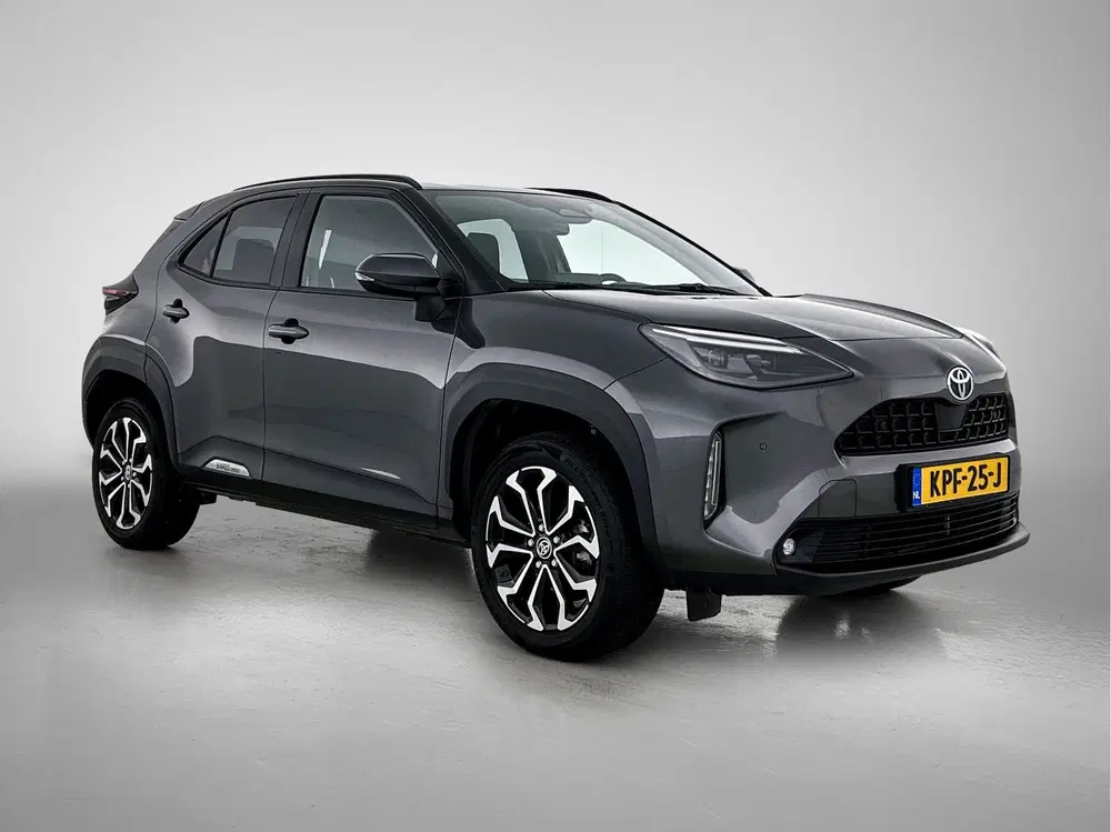 Toyota Yaris Cross 1.5 Hybrid 115 First Edition uit 2025, foto 13