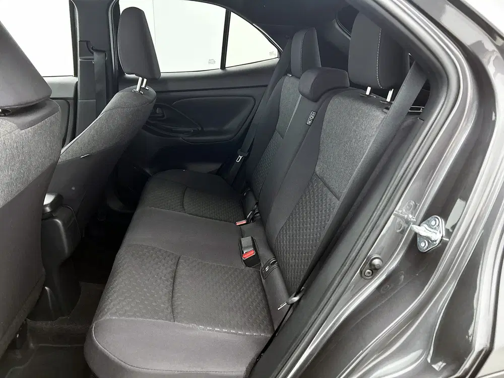Toyota Yaris Cross 1.5 Hybrid 115 First Edition uit 2025, foto 17