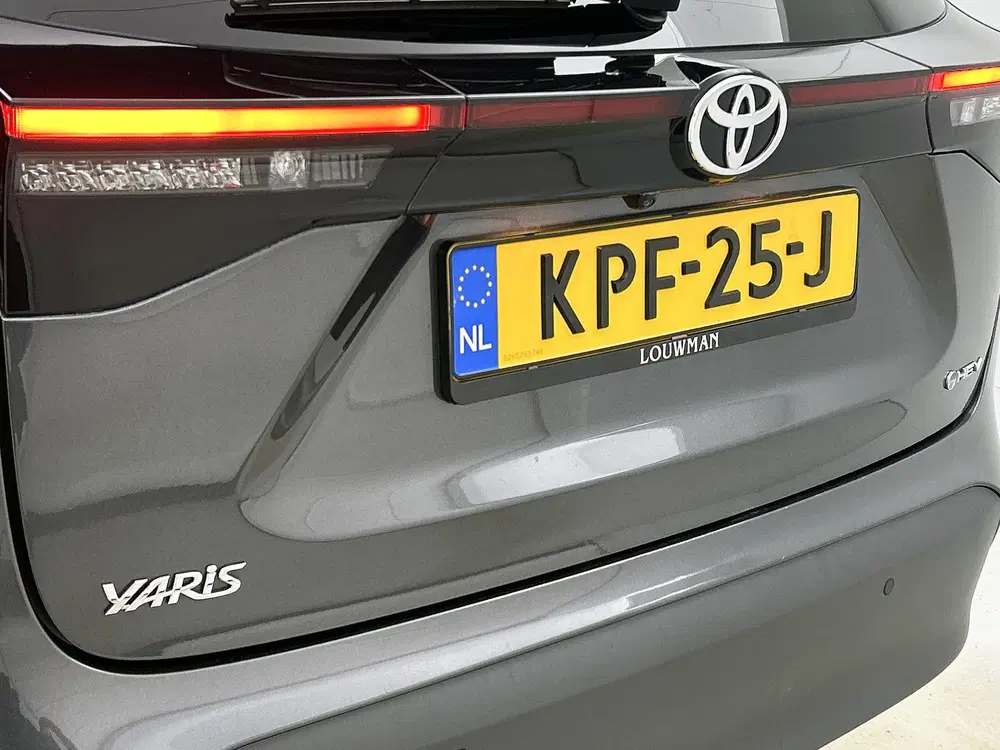 Toyota Yaris Cross 1.5 Hybrid 115 First Edition uit 2025, foto 20