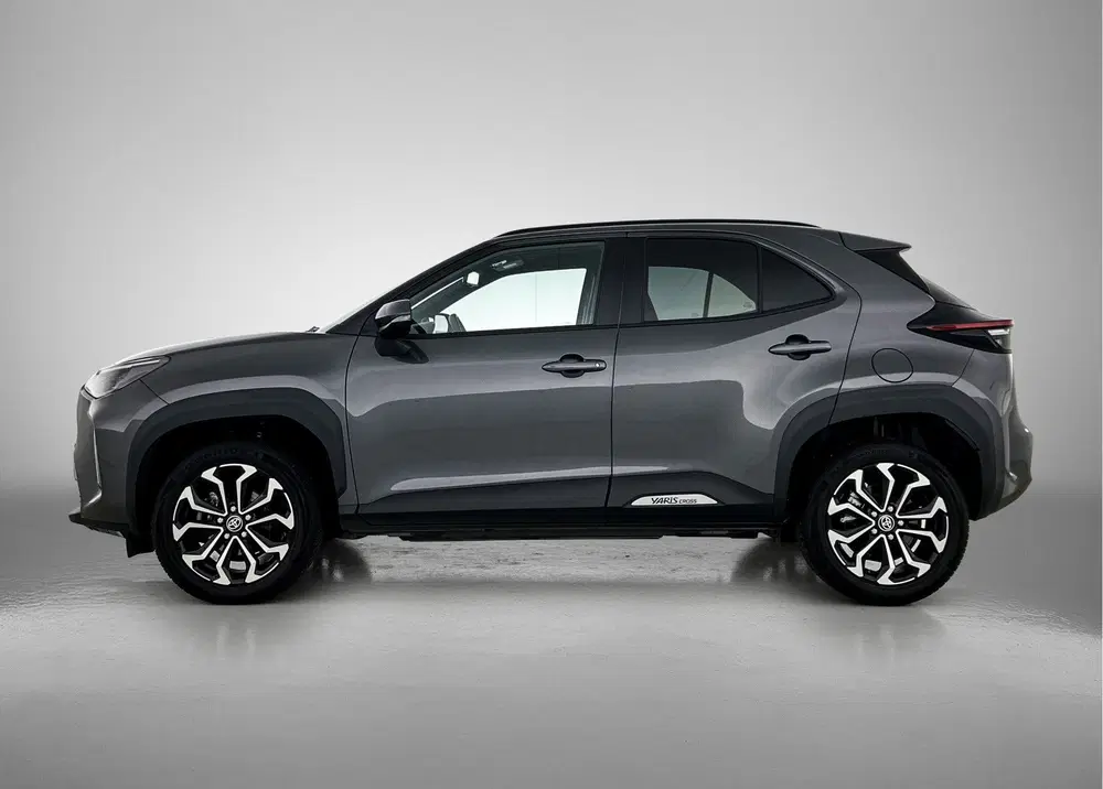 Toyota Yaris Cross 1.5 Hybrid 115 First Edition uit 2025, foto 3