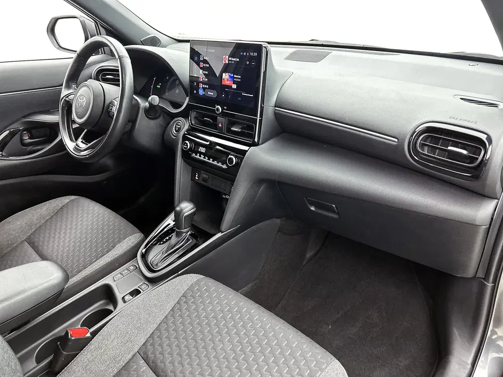 Toyota Yaris Cross 1.5 Hybrid 115 First Edition uit 2025, foto 6