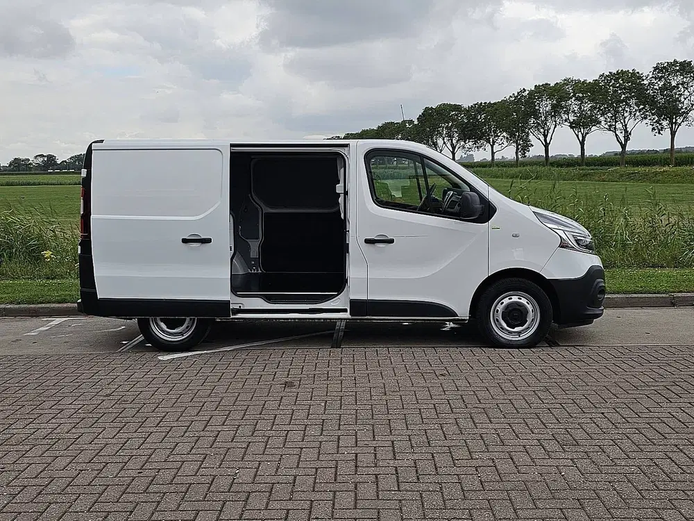 Renault Trafic 2.0 DCI l1h1 2xzijdeur nap uit 2021, foto 13