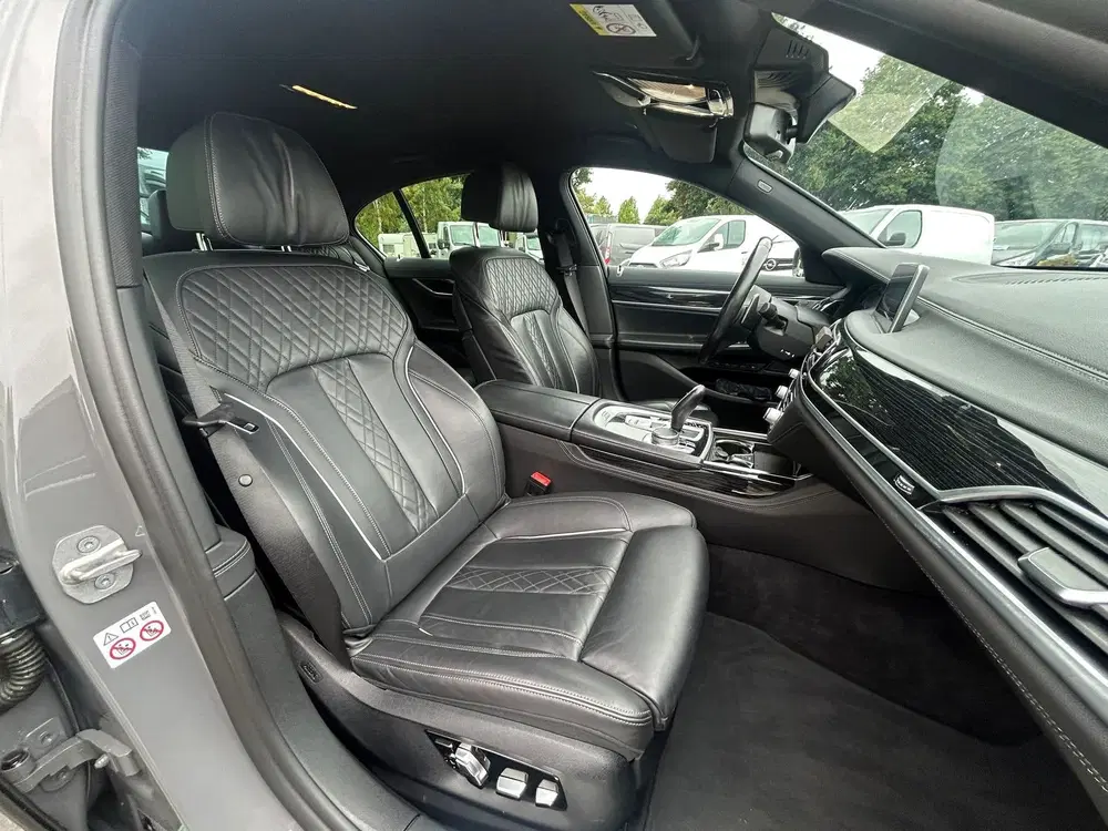 BMW 7-serie 730d High Executive m sport massage soft c uit 2022, foto 10