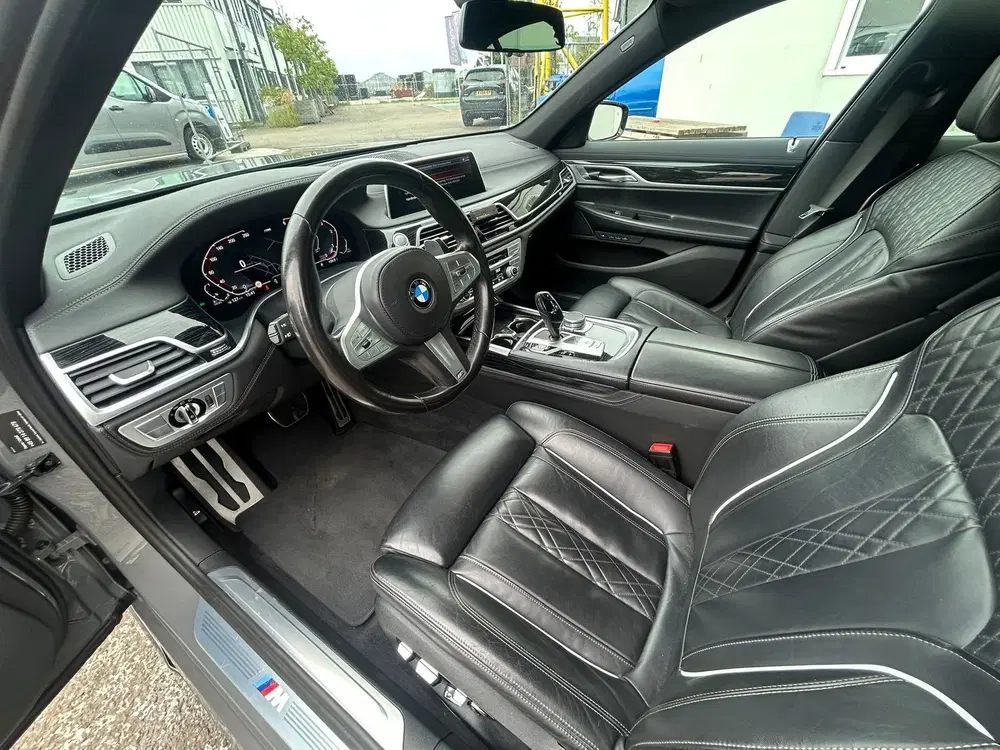 BMW 7-serie 730d High Executive m sport massage soft c uit 2022, foto 3