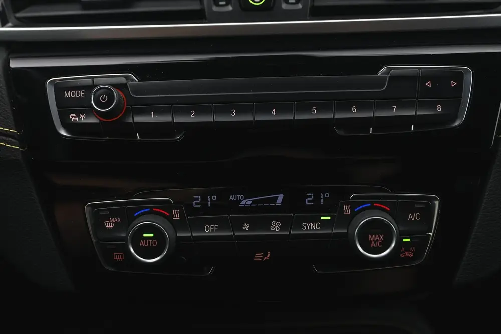 BMW X2 sDrive20i Executive M Sport Automaat uit 2019, foto 14