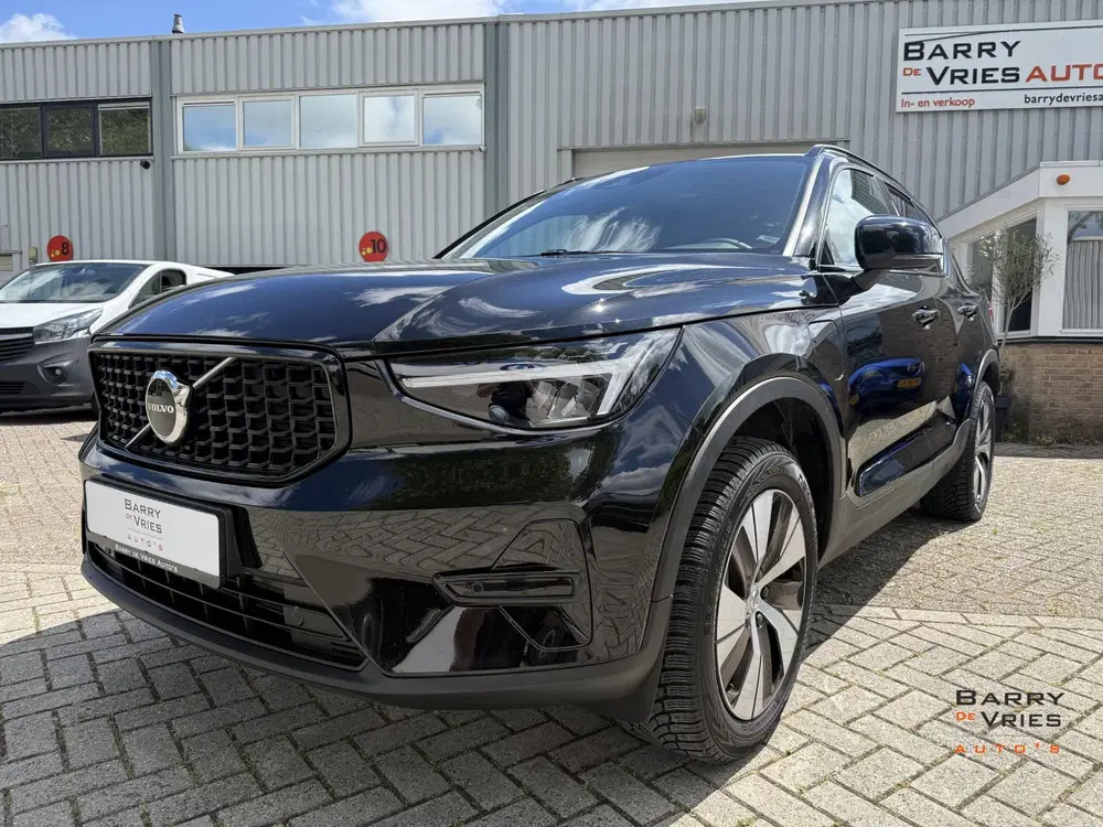 Volvo XC40 1.5 T5 Plus Dark uit 2022