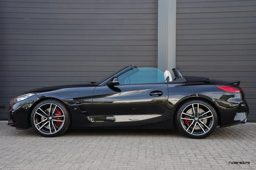 BMW Z4 M40i uit 2023, foto 13