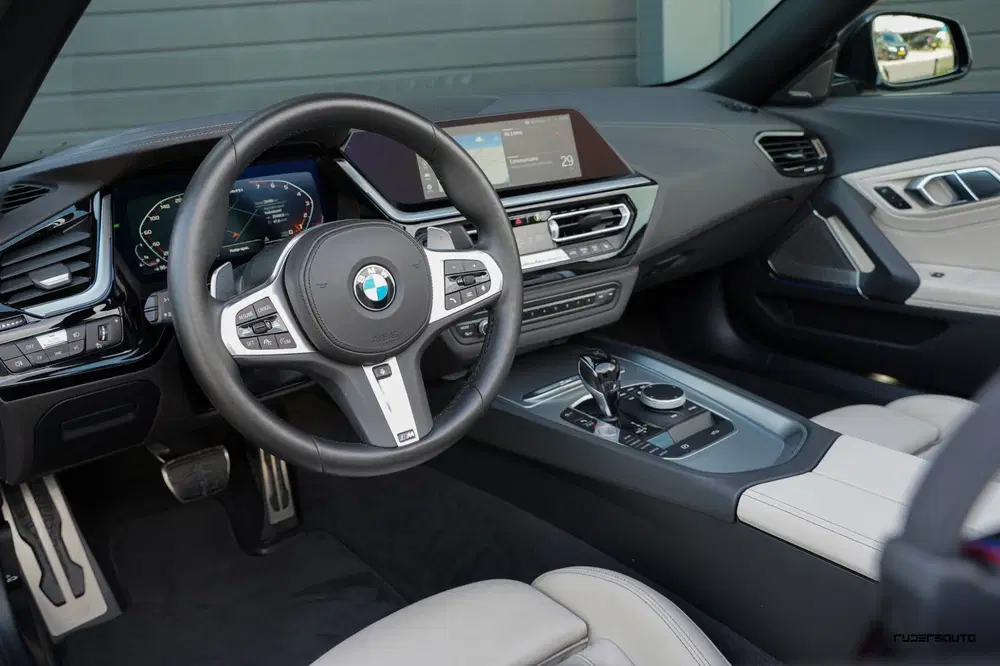 BMW Z4 M40i uit 2023, foto 17