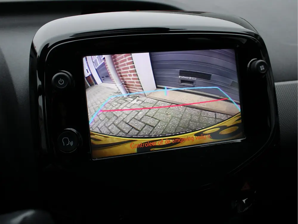 Peugeot 108 1.0 e-VTi Blue Lease Executive Camera uit 2019, foto 17