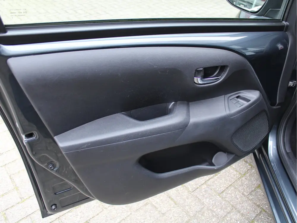 Peugeot 108 1.0 e-VTi Blue Lease Executive Camera uit 2019, foto 5