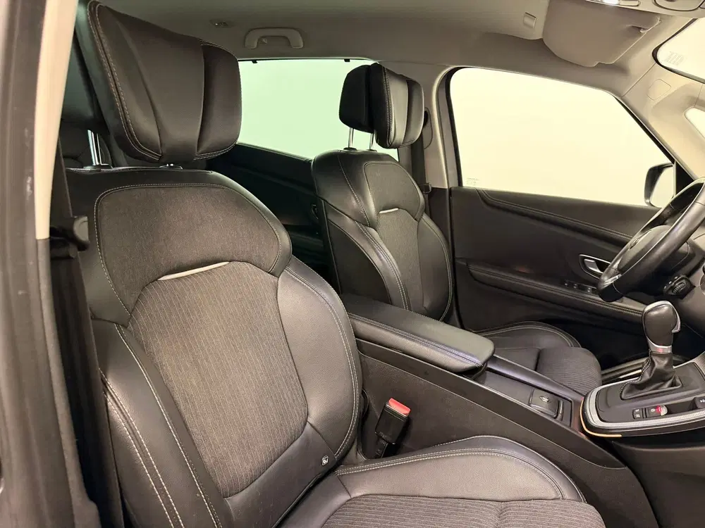 Renault Grand Scenic Grand Scénic 1.3 TCe Equilibre 7p uit 2021, foto 9