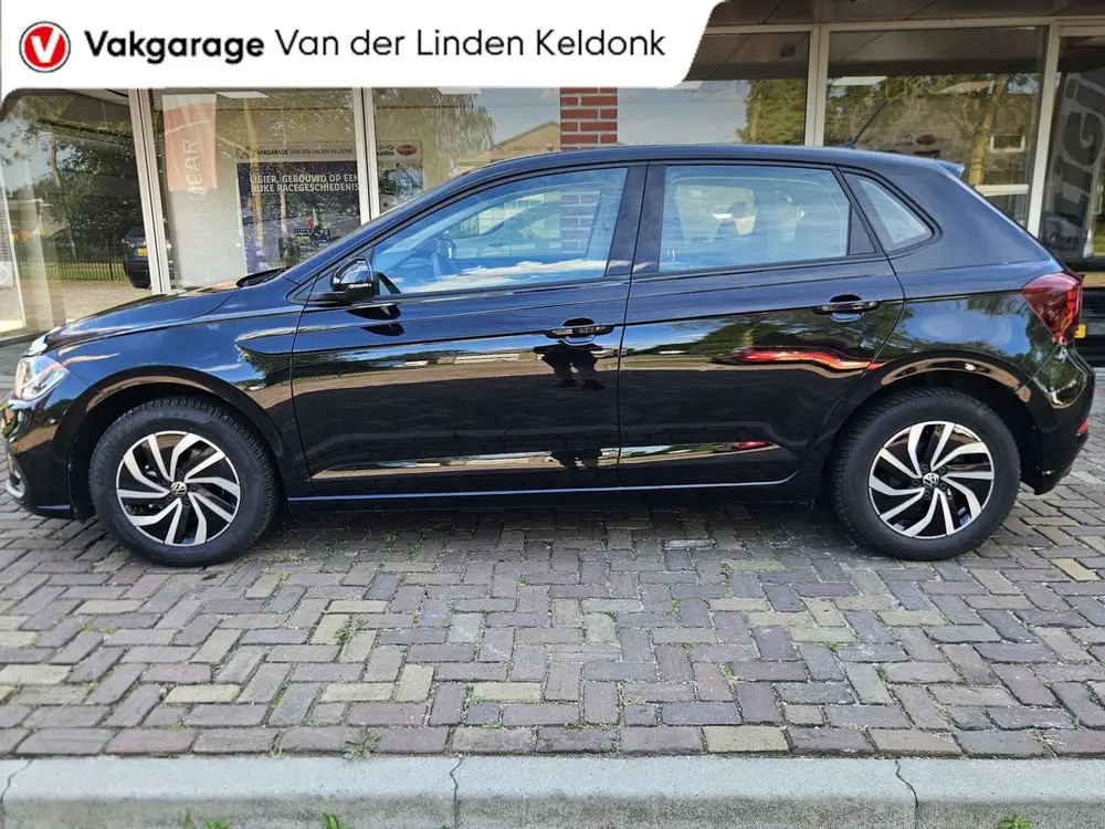 Volkswagen Polo 1.0 TSI Life Business uit 2022, foto 2