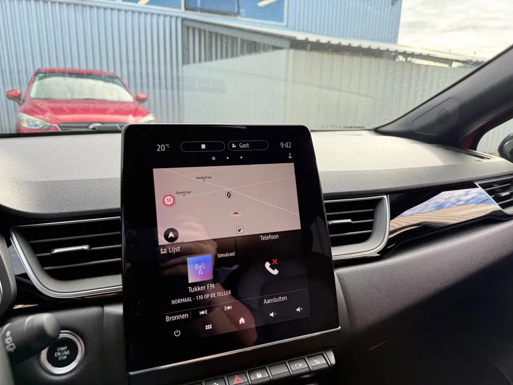 Renault Captur 1.6 E-Tech Plug-in Hybrid 160 Rive Gauche uit 2022, foto 16