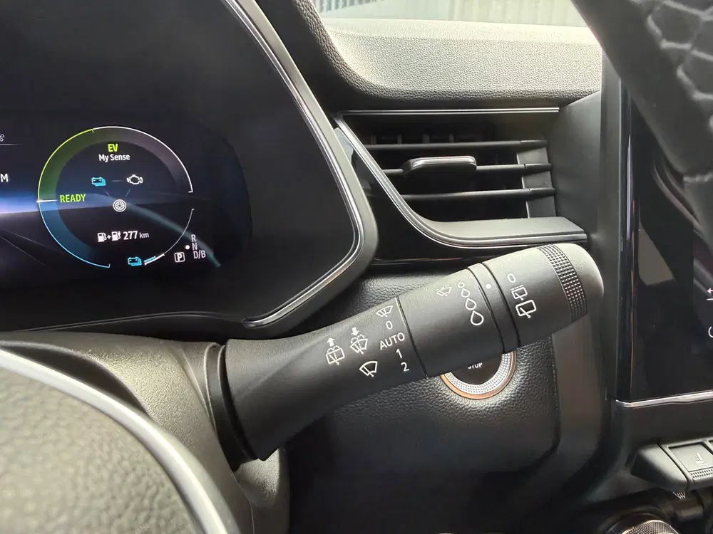 Renault Captur 1.6 E-Tech Plug-in Hybrid 160 Rive Gauche uit 2022, foto 9
