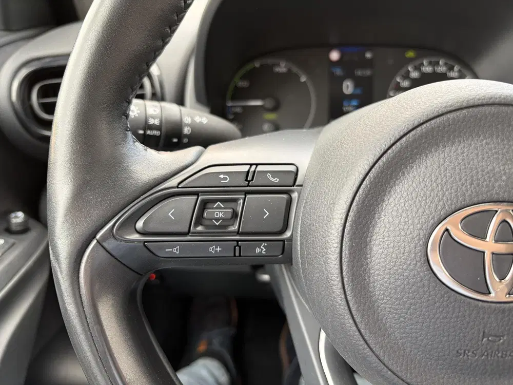 Toyota Yaris 1.5 Hybrid 115 Business Plus Special uit 2025, foto 10