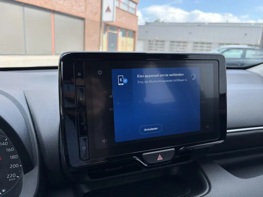 Toyota Yaris 1.5 Hybrid 115 Business Plus Special uit 2025, foto 14