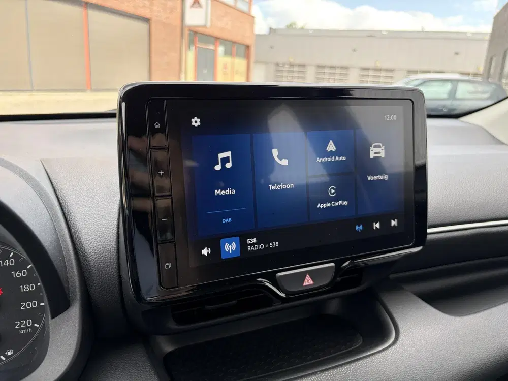 Toyota Yaris 1.5 Hybrid 115 Business Plus Special uit 2025, foto 16