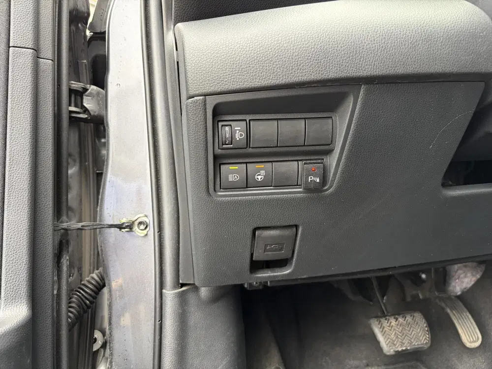Toyota Yaris 1.5 Hybrid 115 Business Plus Special uit 2025, foto 7