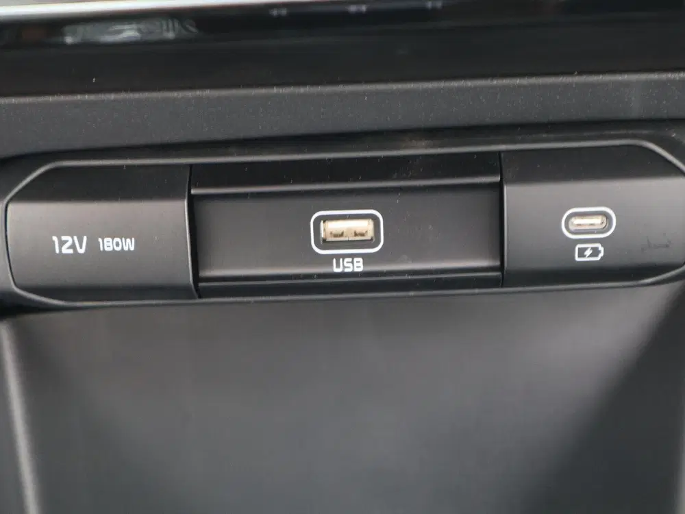Kia Niro 1.6 GDi Hybrid DynamicPlusLine uit 2026, foto 18