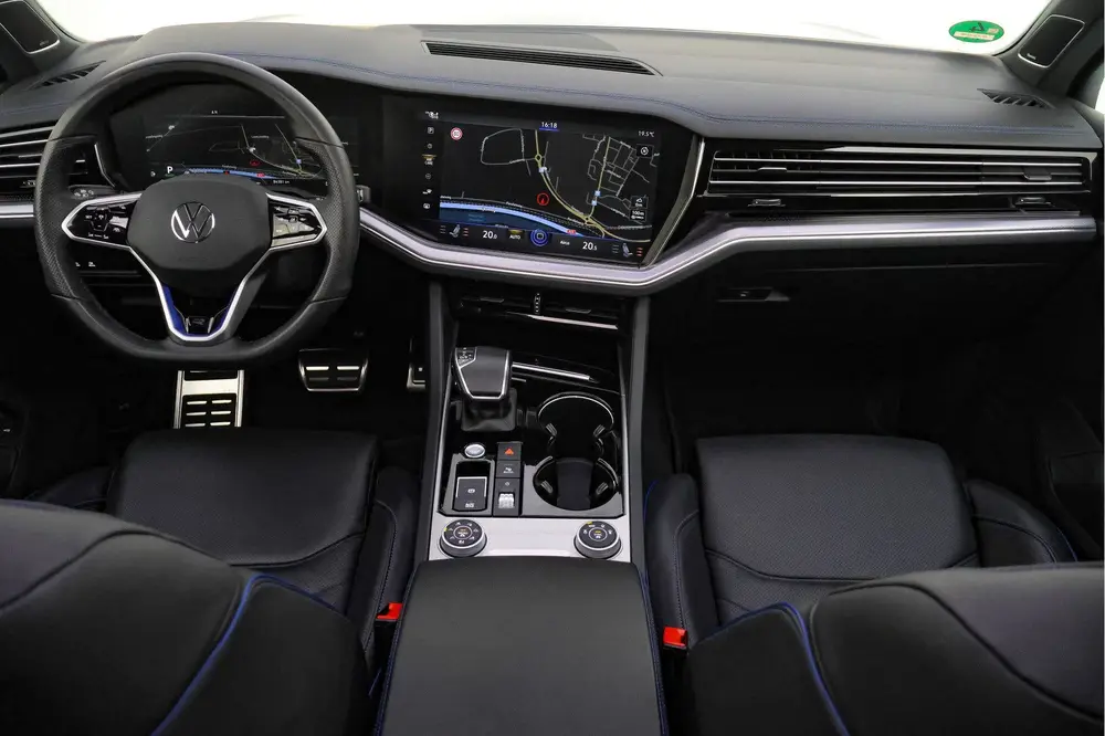 Volkswagen Touareg 3.0 eHybrid R 4MOTION 462PK PANO | HEAD U uit 2021, foto 20