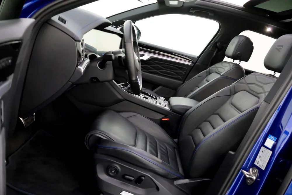 Volkswagen Touareg 3.0 eHybrid R 4MOTION 462PK PANO | HEAD U uit 2021, foto 9
