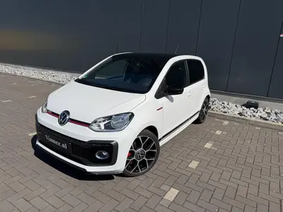 Volkswagen Up! 1.0 TSI GTI | Dealer onderhouden | Camera | C uit 2022