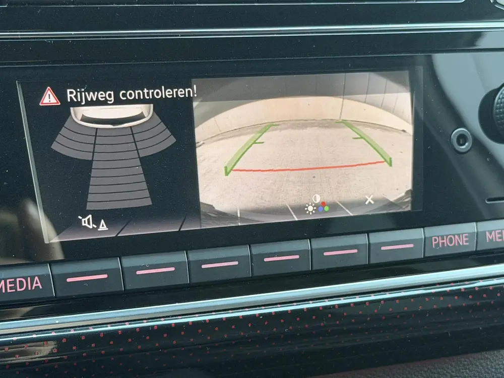 Volkswagen Up! 1.0 TSI GTI | Dealer onderhouden | Camera | C uit 2022, foto 10