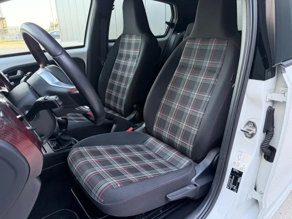 Volkswagen Up! 1.0 TSI GTI | Dealer onderhouden | Camera | C uit 2022, foto 15