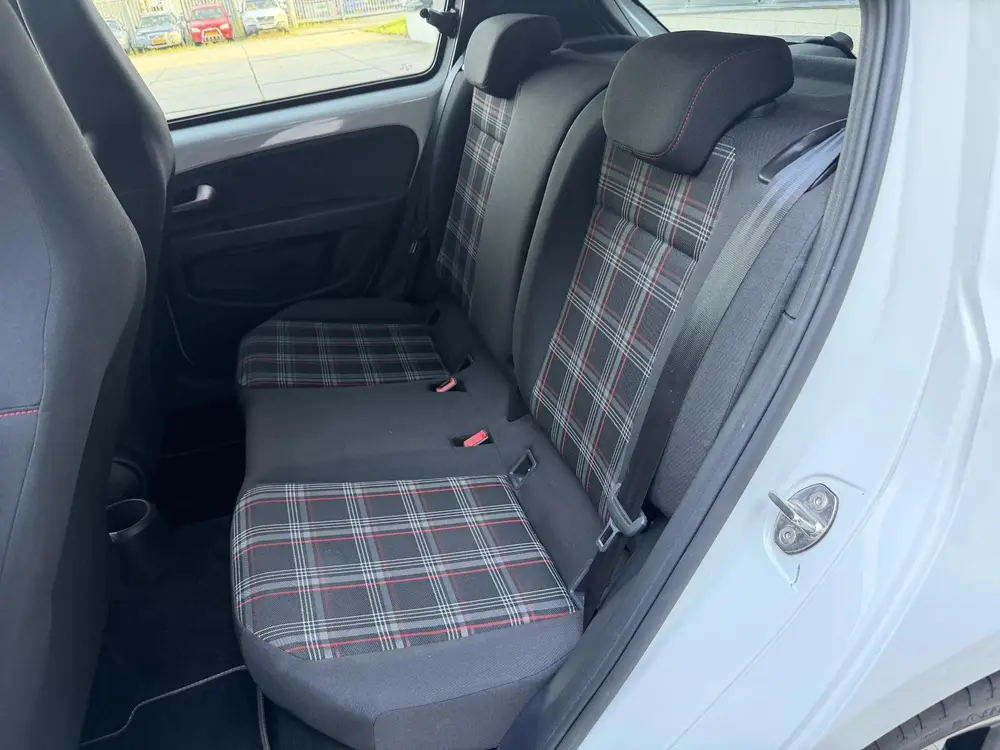 Volkswagen Up! 1.0 TSI GTI | Dealer onderhouden | Camera | C uit 2022, foto 16
