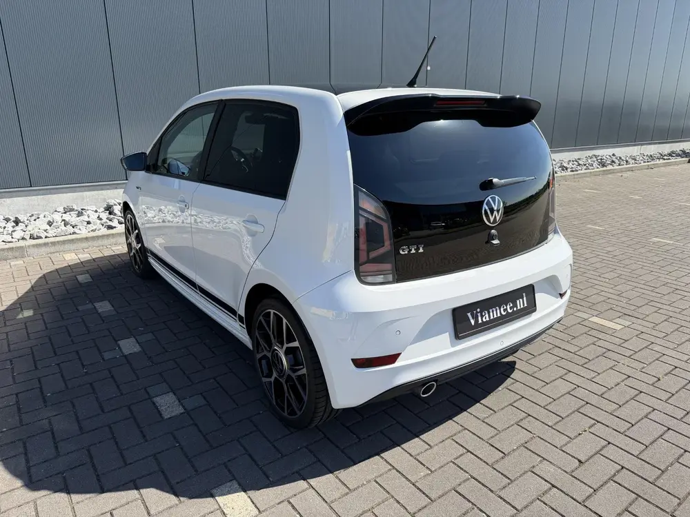 Volkswagen Up! 1.0 TSI GTI | Dealer onderhouden | Camera | C uit 2022, foto 3