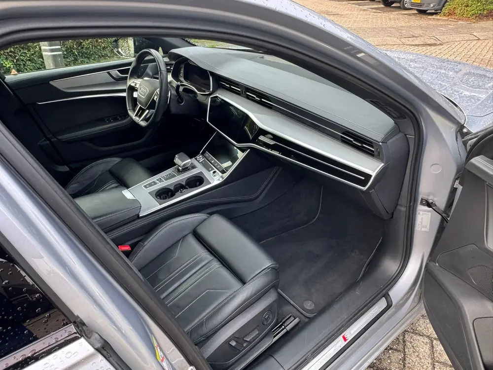Audi A6 55 TFSI quattro Sport S line edition uit 2019, foto 11
