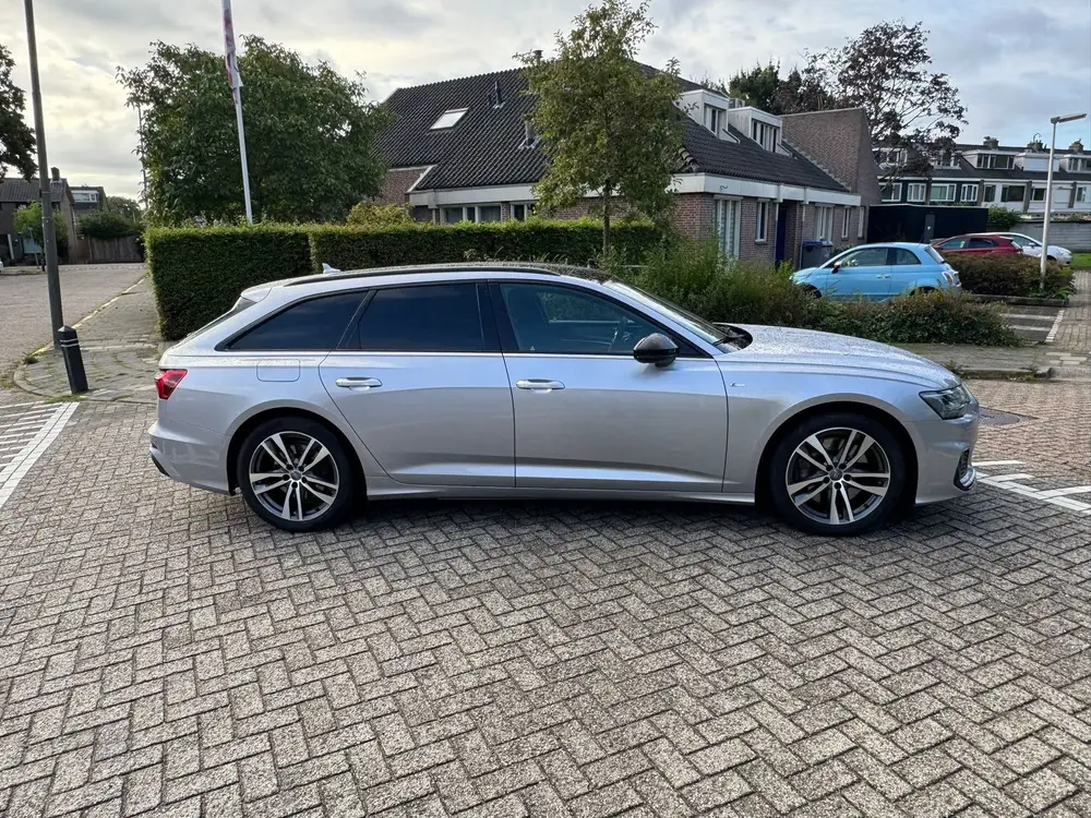 Audi A6 55 TFSI quattro Sport S line edition uit 2019, foto 4