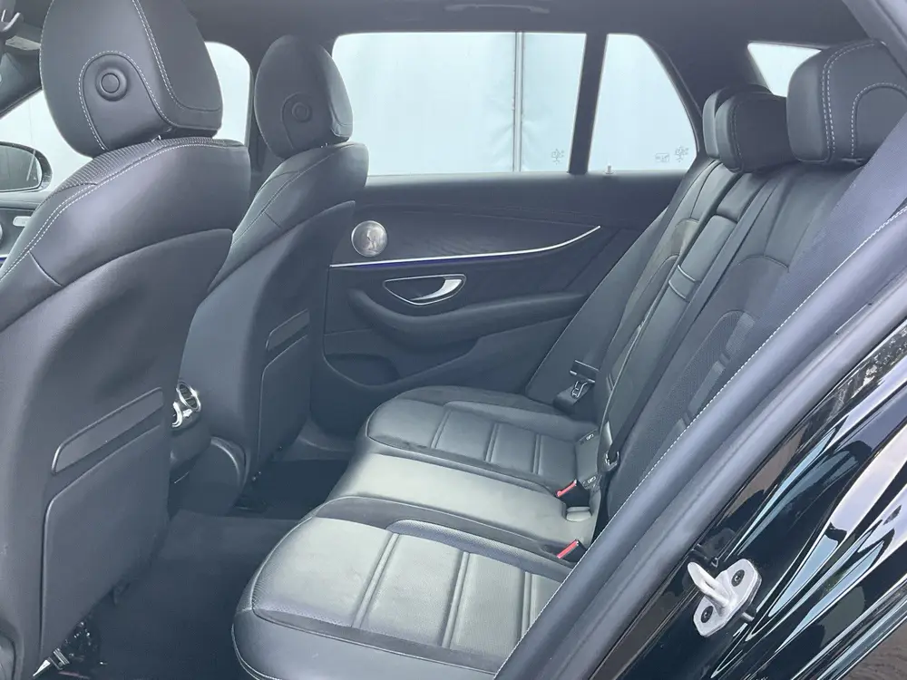 Mercedes-Benz E-Klasse AMG 63 4MATIC+ Pano Burmester HUD Sto uit 2019, foto 17