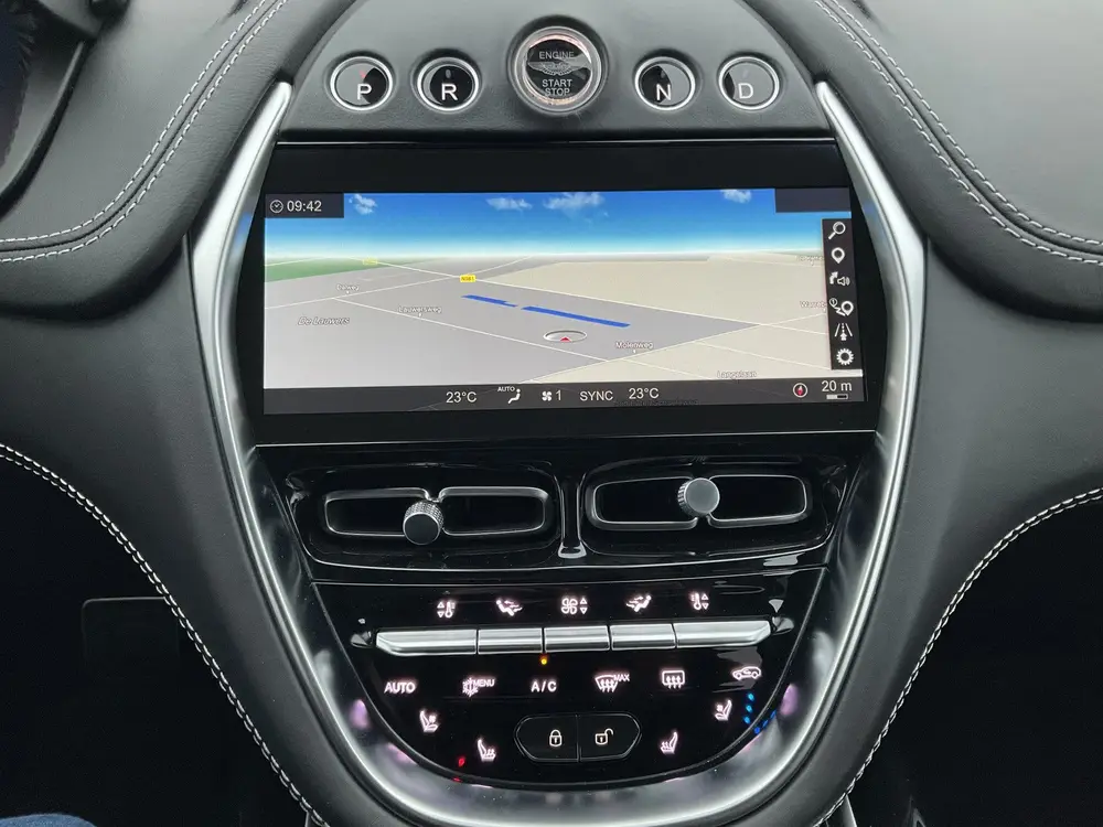 Aston Martin DBX 4.0 V8 360 Memory Stoelverw/koeling Sfeer uit 2020, foto 5