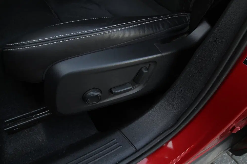 Volvo XC40 1.5 T4 Recharge R-Design Expression uit 2021, foto 14