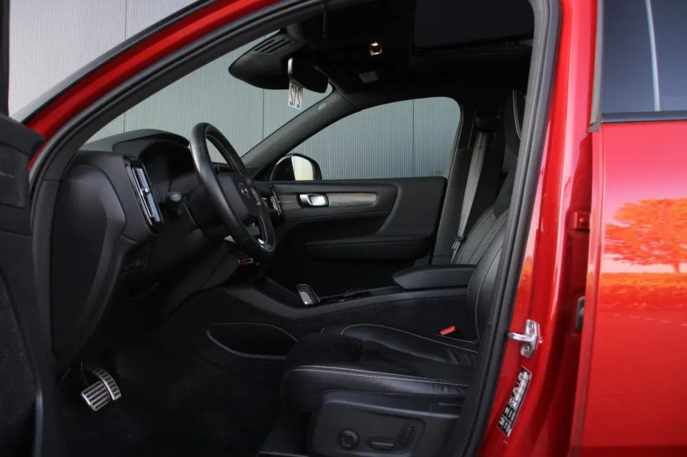 Volvo XC40 1.5 T4 Recharge R-Design Expression uit 2021, foto 15